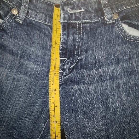 VICTORIA Beckham For Rock & Republic Denim Shorts - Women's - Picture 8 of 9